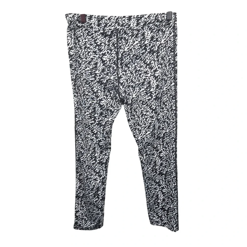 Nike Dri Fit Women Capri Leggings Black White Athletic Workout Size S‎